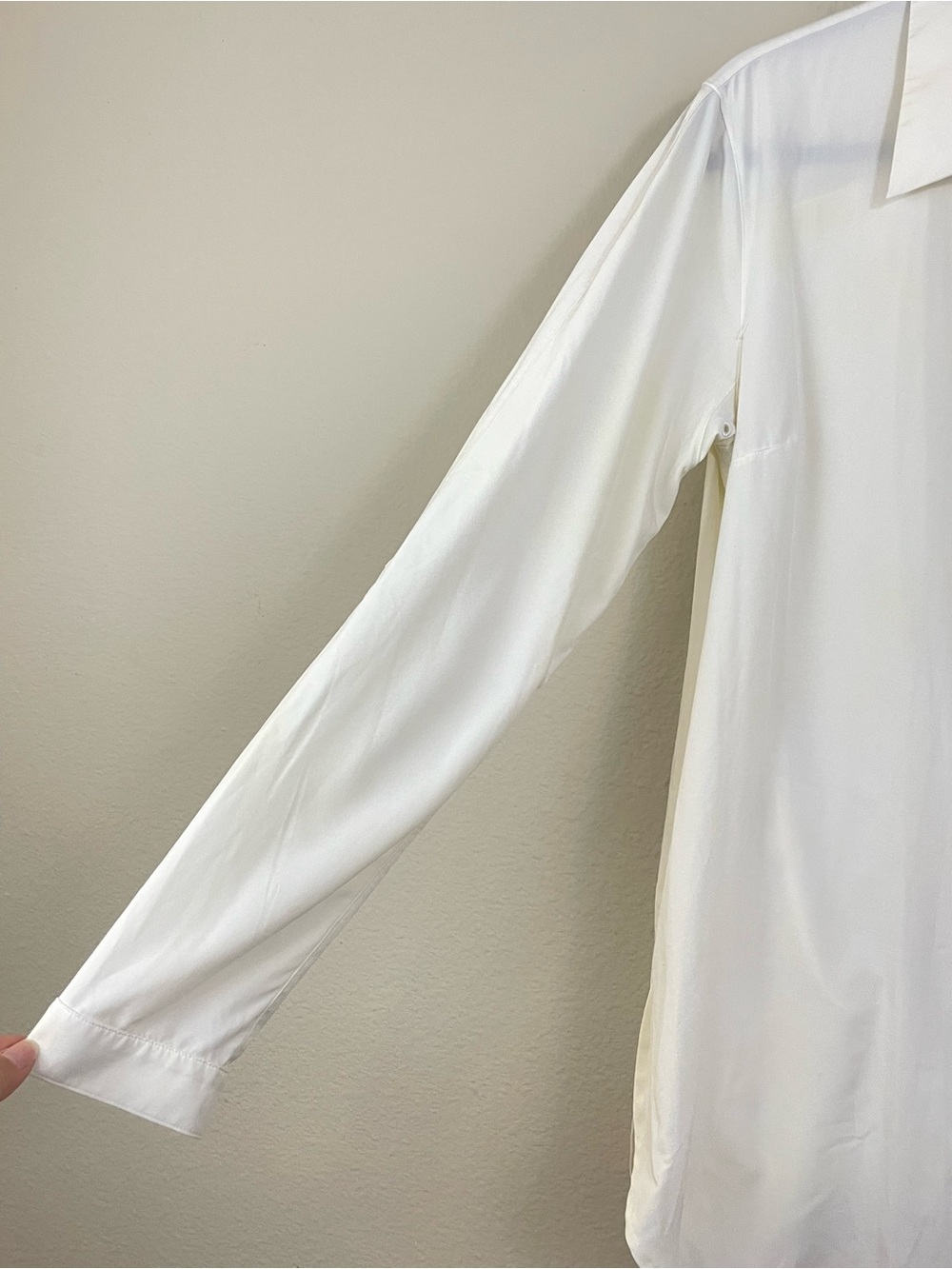 Lululemon‎ Ivory Lululemon In the Moment Tunic Shirt Size 10 - Picture 4 of 16